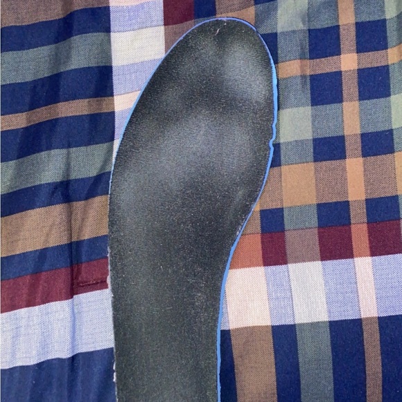 Jordan 1 Retro High Black Metallic Gold size 10/2 - Picture 11 of 16